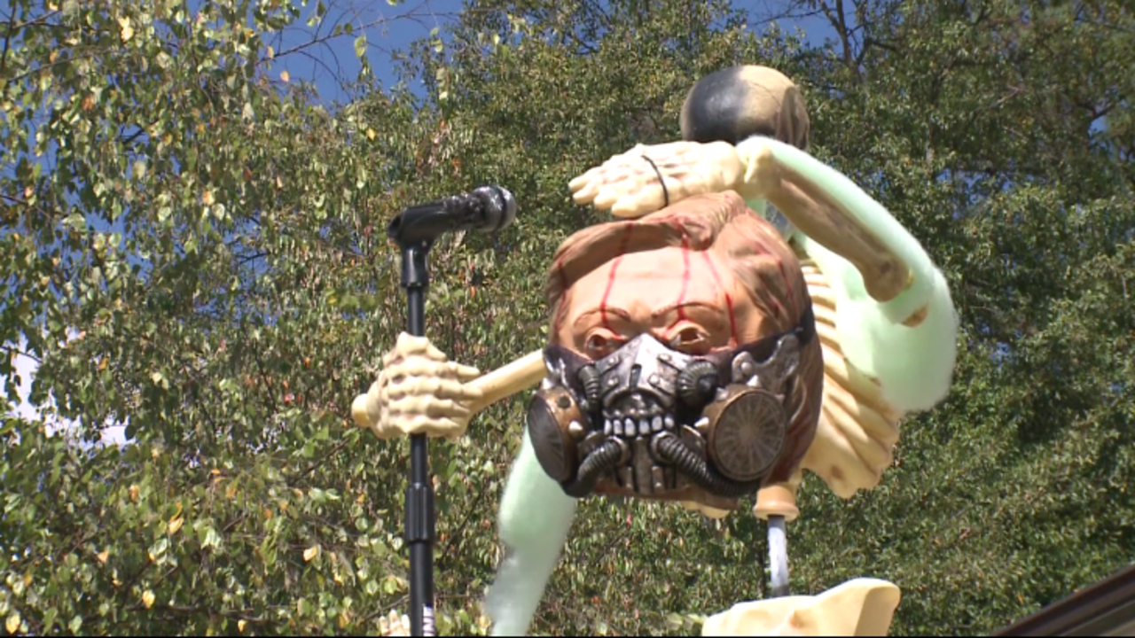 Gruesome Halloween Decorations Portray Decapitated Hillary 
